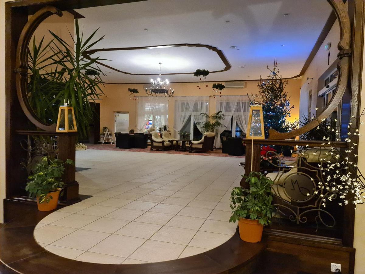 Hotel קלודז'קו מראה חיצוני תמונה